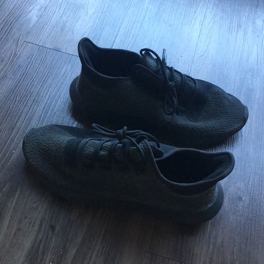 Mens adidas tubular sneakers
